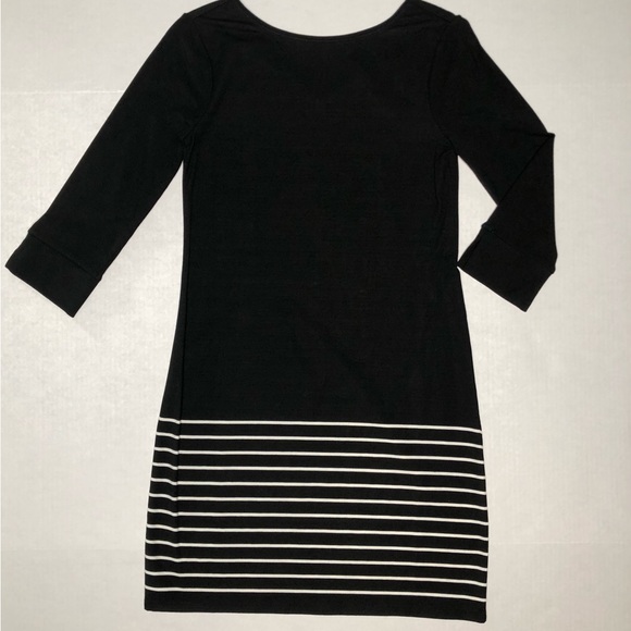 ⭐️NEW⭐️White House Black Market (WHBM) Black 3/4 Sleeve Pullover Stripe Dress - Picture 3 of 9